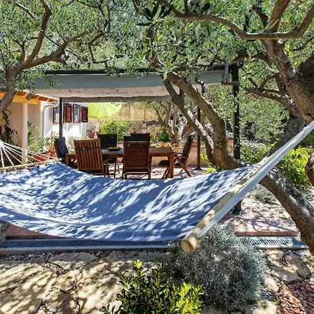Villa Martin -idylic Location & View In Park Forest