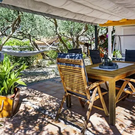 Villa Martin -idylic Location & View In Park Forest *