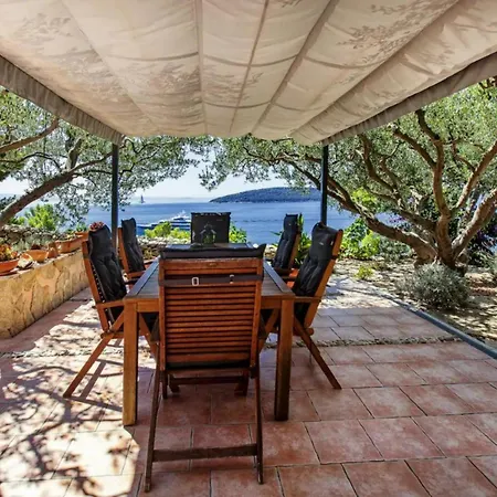 Villa Martin -idylic Location & View In Park Forest